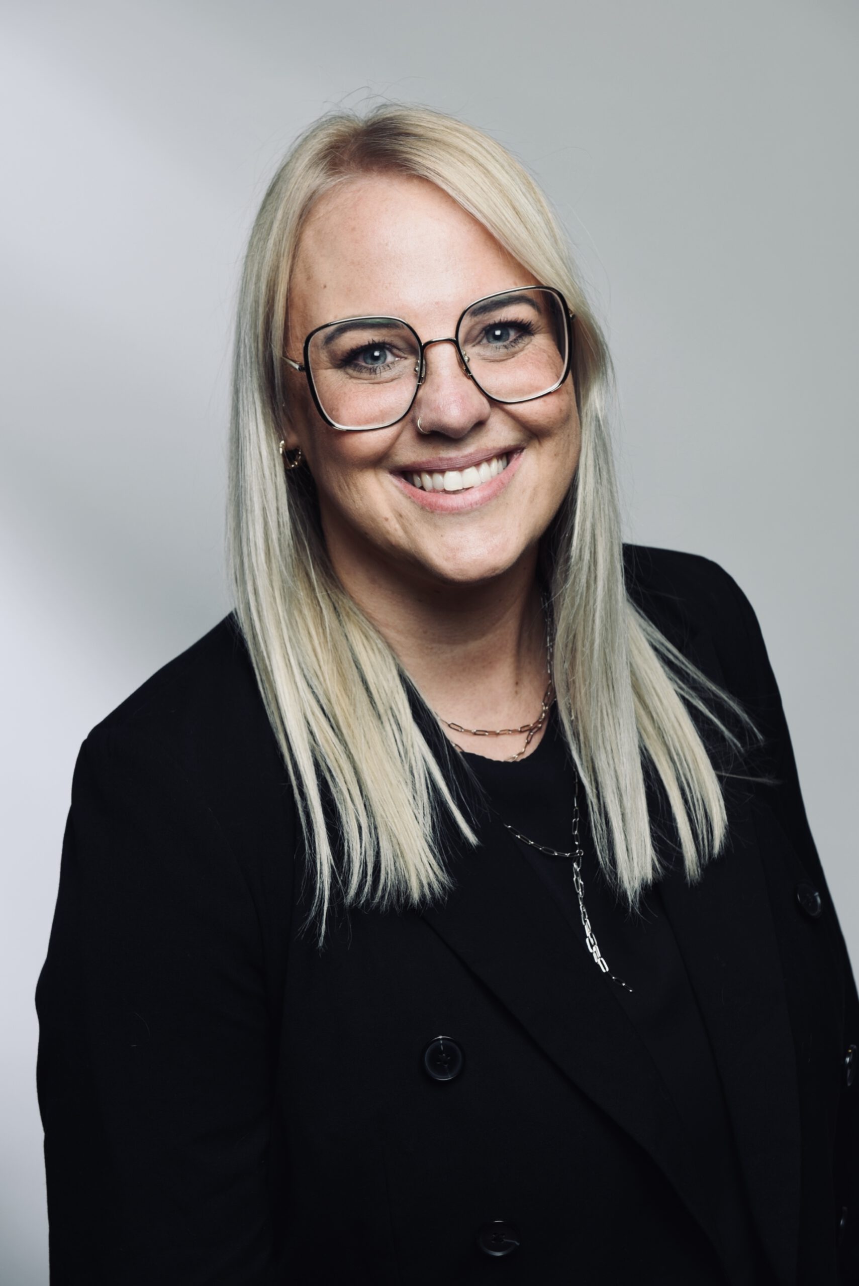 nicole schorn